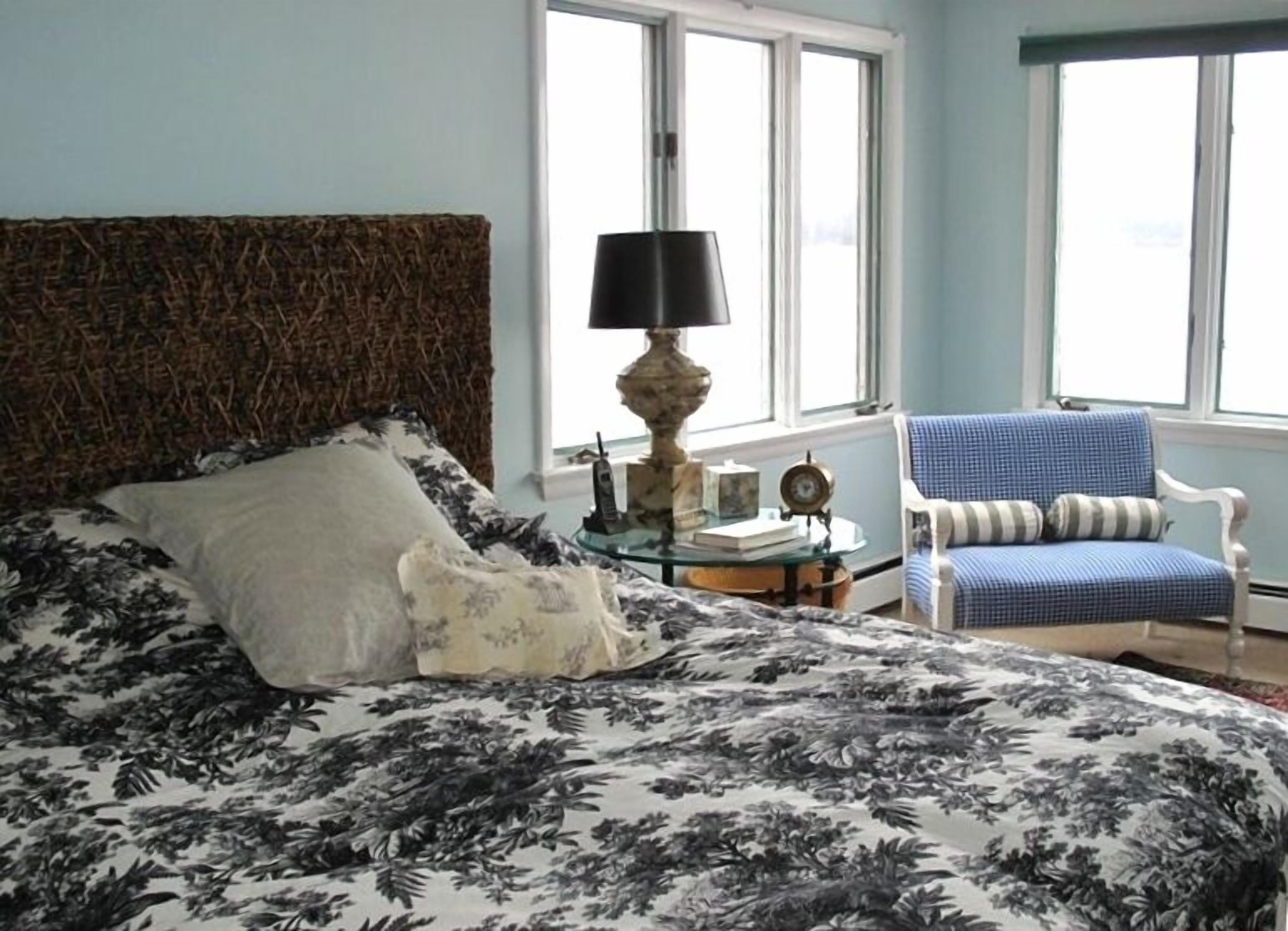 Luxury Waterfront Sodus Bay, dog friendly, inquire for early bird discounts '24