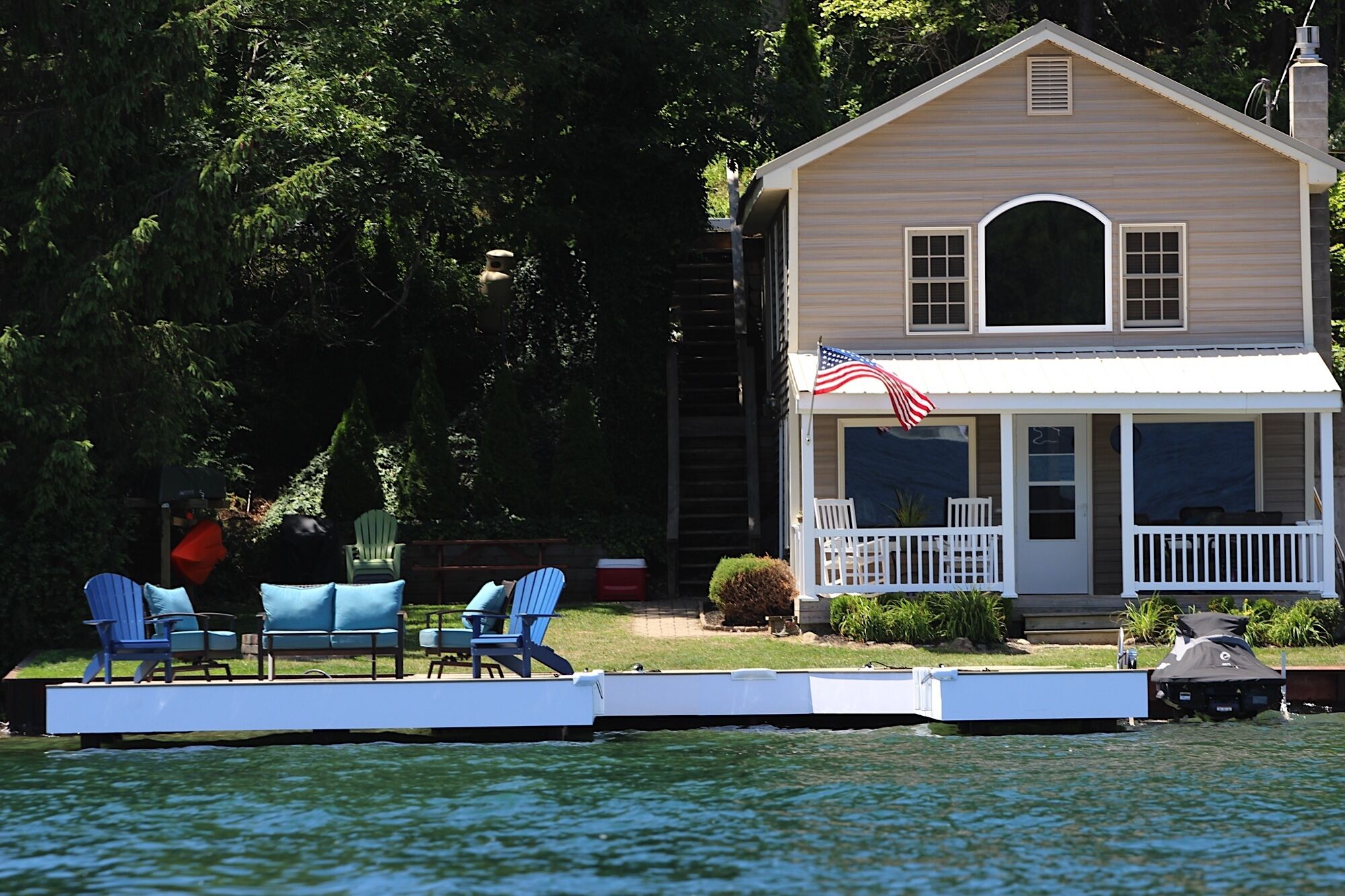 Enjoy Lake Living on Keuka Lake!  Relax On Our Large Permanent Dock!