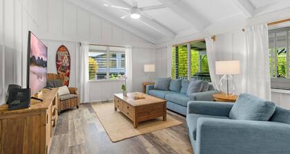 Hale Kanani Kauai: Steps to Hanalei Bay w/ AC, Mountain & Waterfall Views