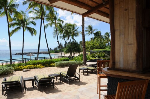 Luxury Penthouse with Beach, Ocean, Pool views! Discounts available! Book now!