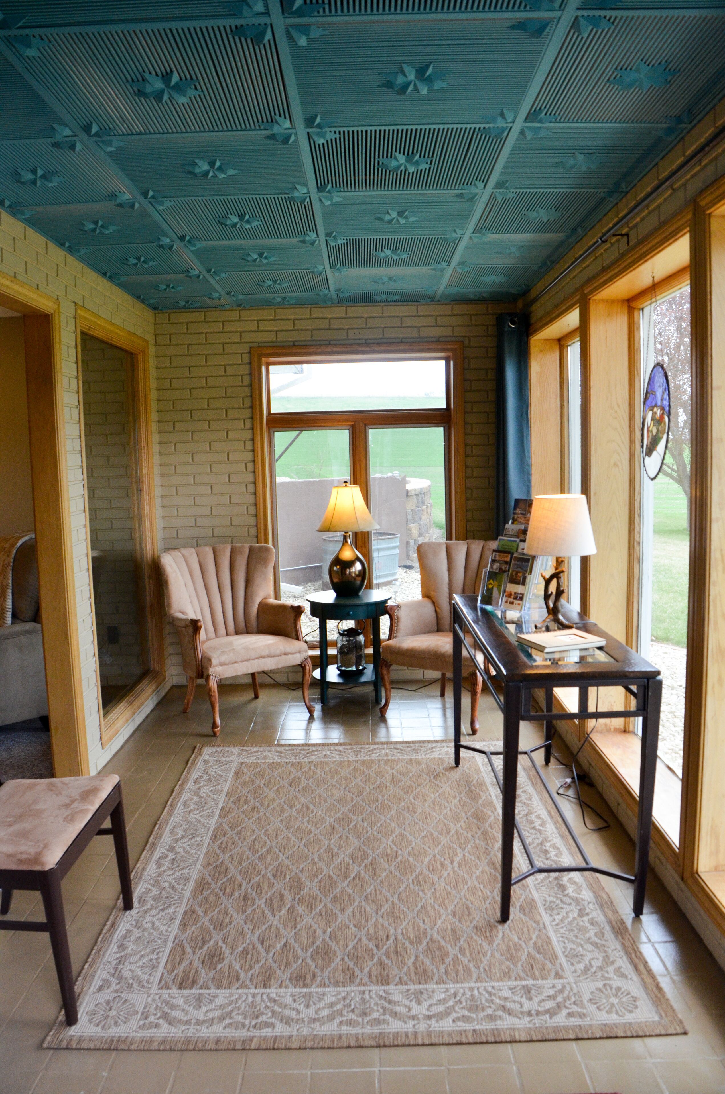 Your Country Home Away From Home - (Rate based on 2 guests)