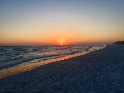 Walk to a public beach! Walk to restaurants! True Owner Operator.