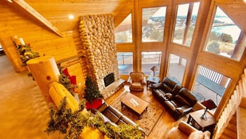 TV connectée, cheminée