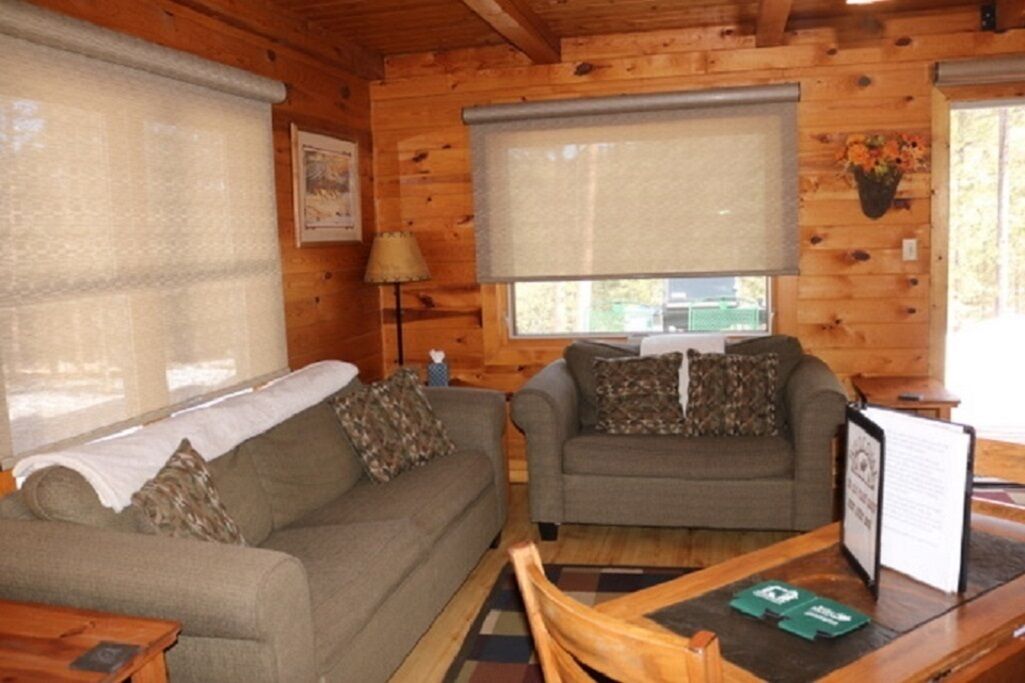 Log Cabin by Nemo Close To Sturgis Rally and Deadwood. Motorcycle ATV Hunting