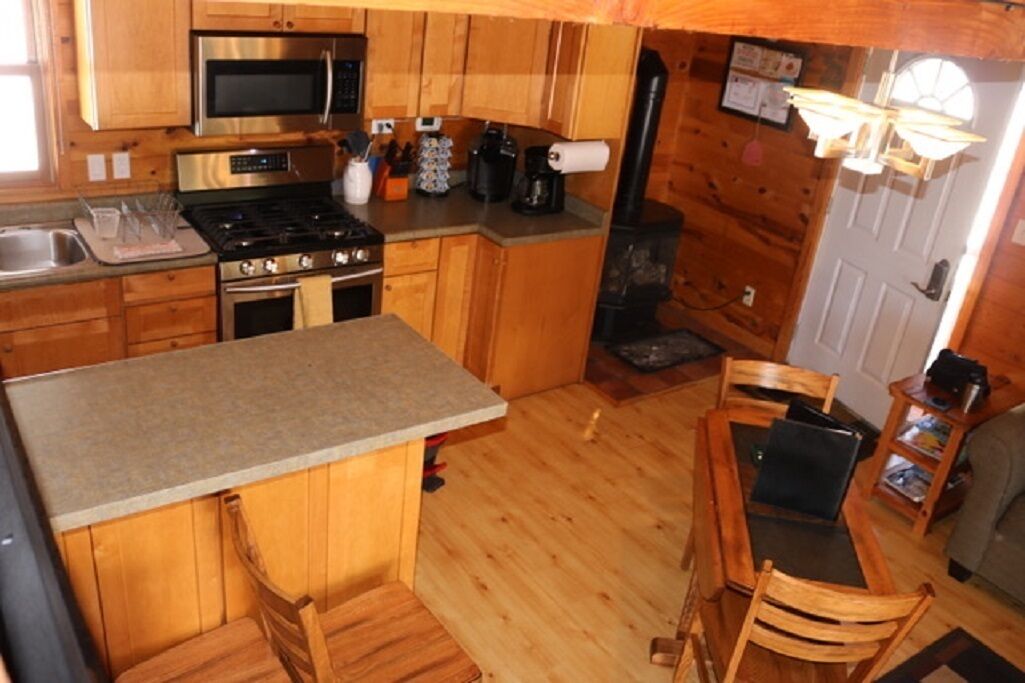 Log Cabin by Nemo Close To Sturgis Rally and Deadwood. Motorcycle ATV Hunting