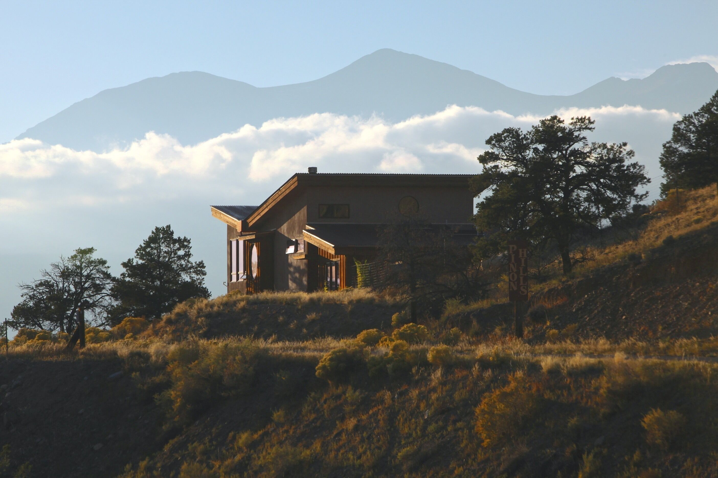 Style, Comfort and a Huge View, close to everything!