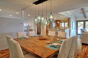 Dining - NEW RENOVATION:Spectacular Ocean View! Minutes to Beach, Wine Tasting, Montecito (Santa Barbara)