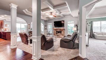 Smart TV, fireplace, DVD player, video library