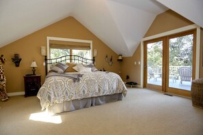 6 soverom, skrivebord, strykejern/-brett og wi-fi