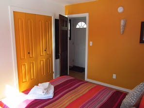 2 habitaciones, tabla de planchar con plancha y wifi gratis