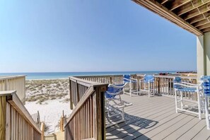Property grounds - Pop's Promise-Gulf Front Home w/ Separate Apt. on ground Level. Sleeps 16 (Navarre)