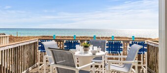 Pop's Promise-Gulf Front Home w/ Separate Apt. on ground Level. Sleeps 16