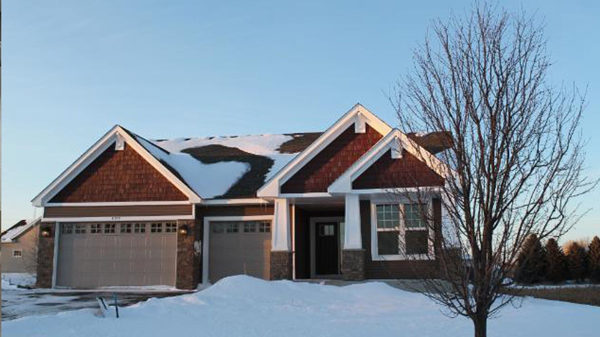 Gorgeous Executive Rambler - Perfect for your time in and out of Minneapolis