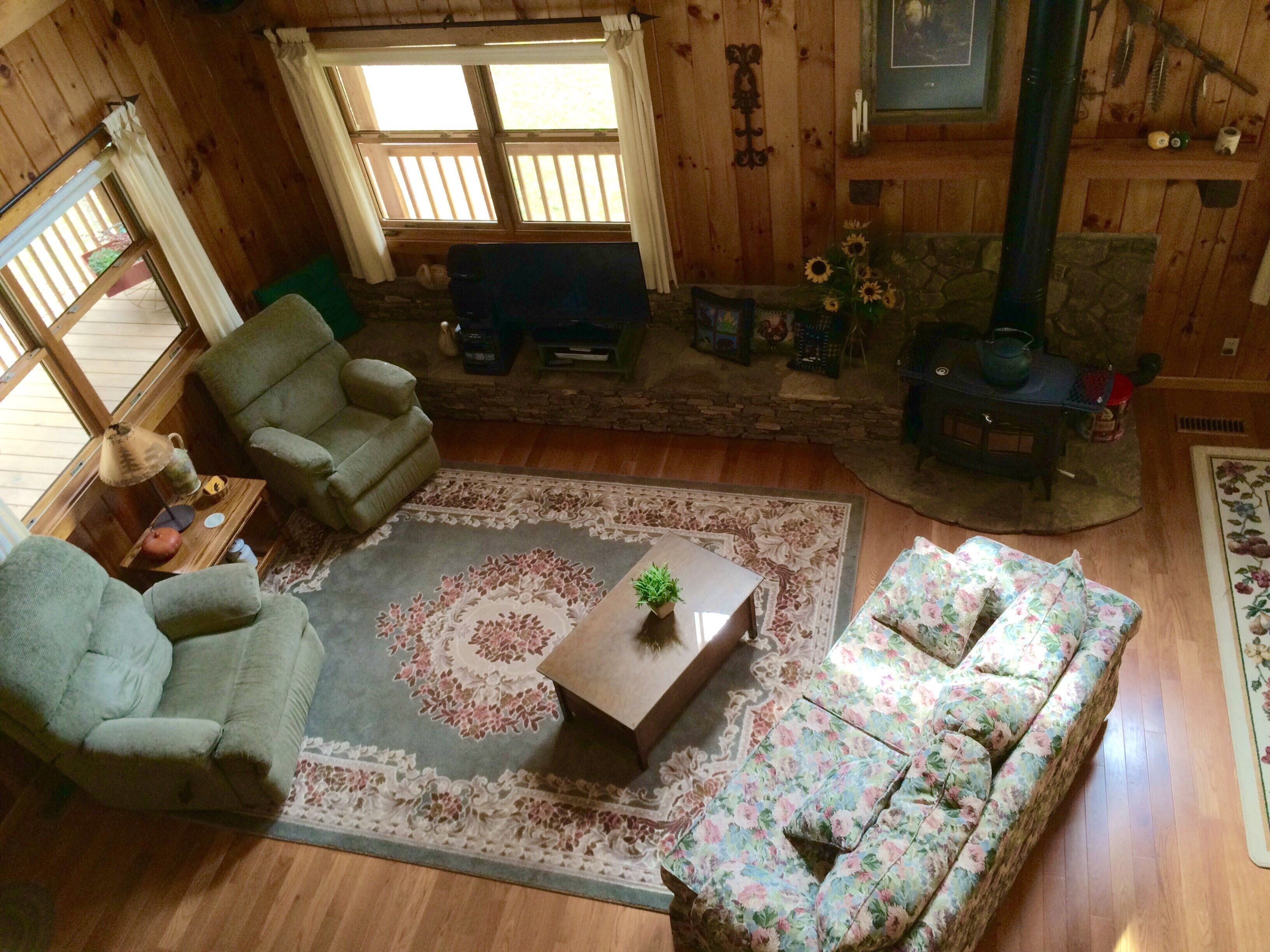 Toccoa River Cabin!!