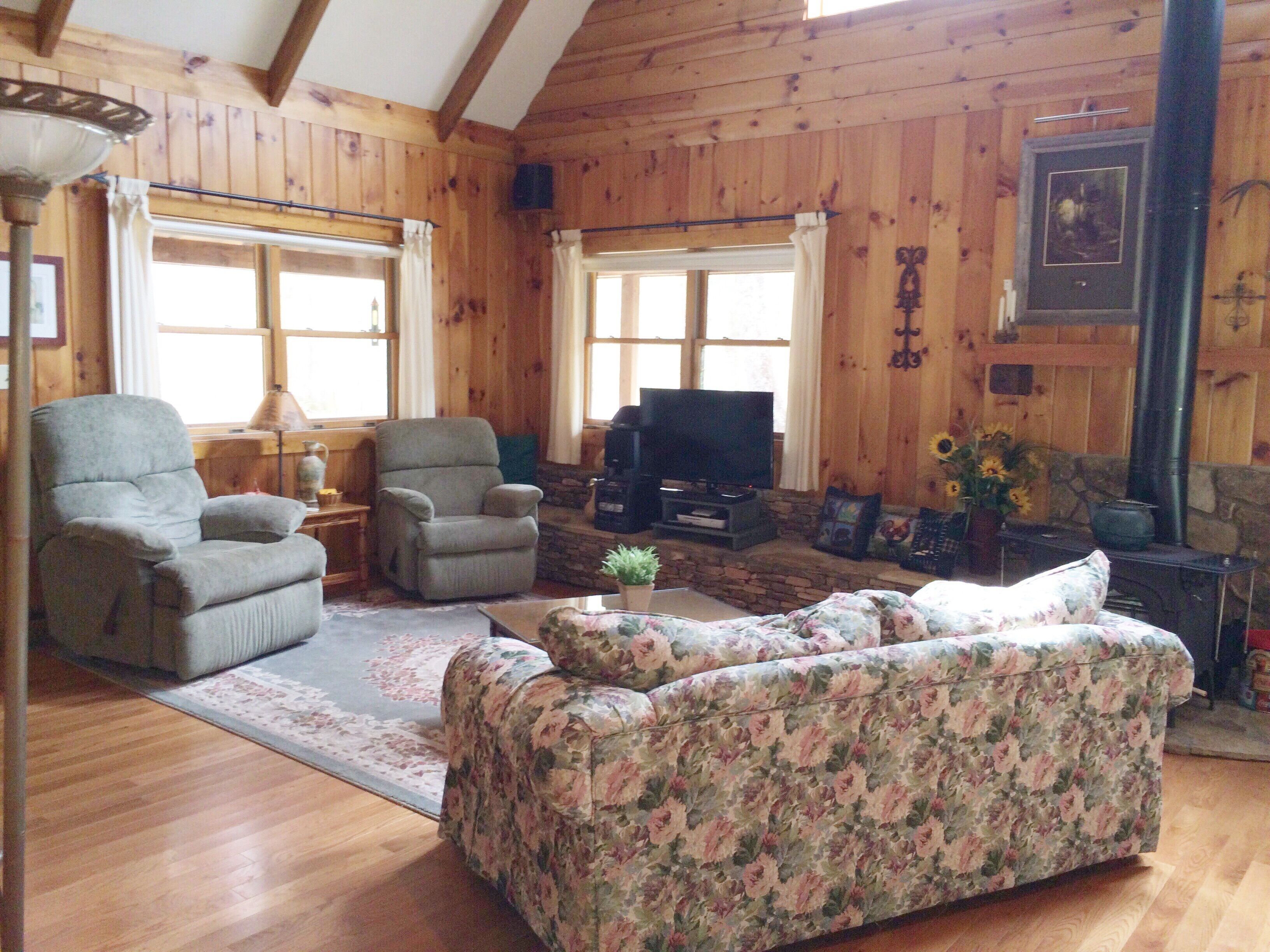 Toccoa River Cabin!!