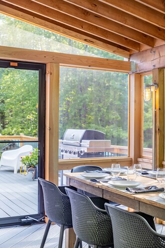 Stunning Custom Designer Home in the  Catskills!