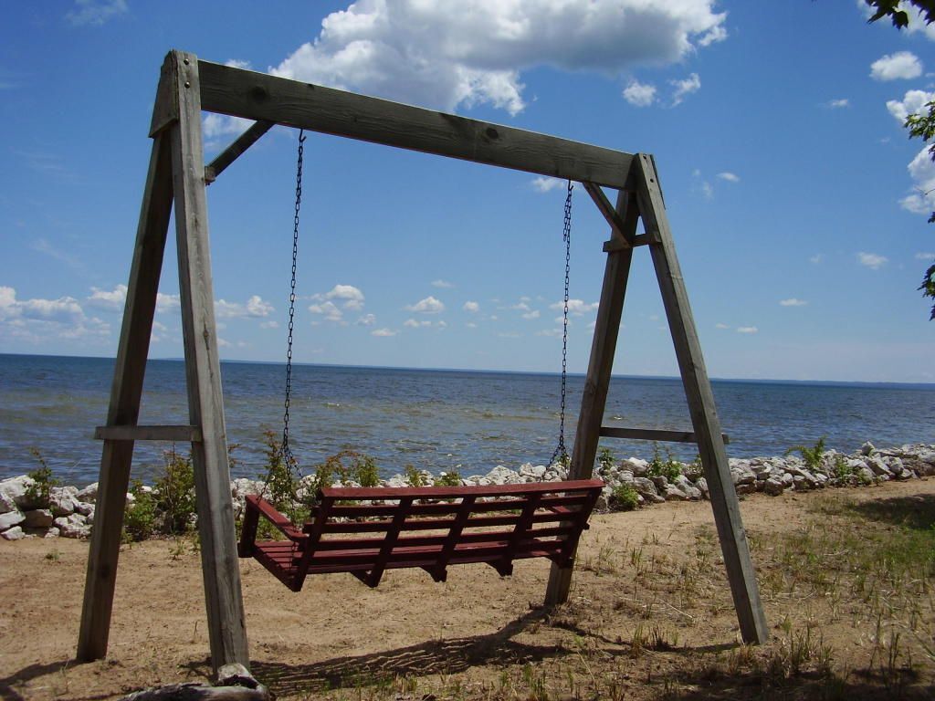 Year round home with Superior Views!