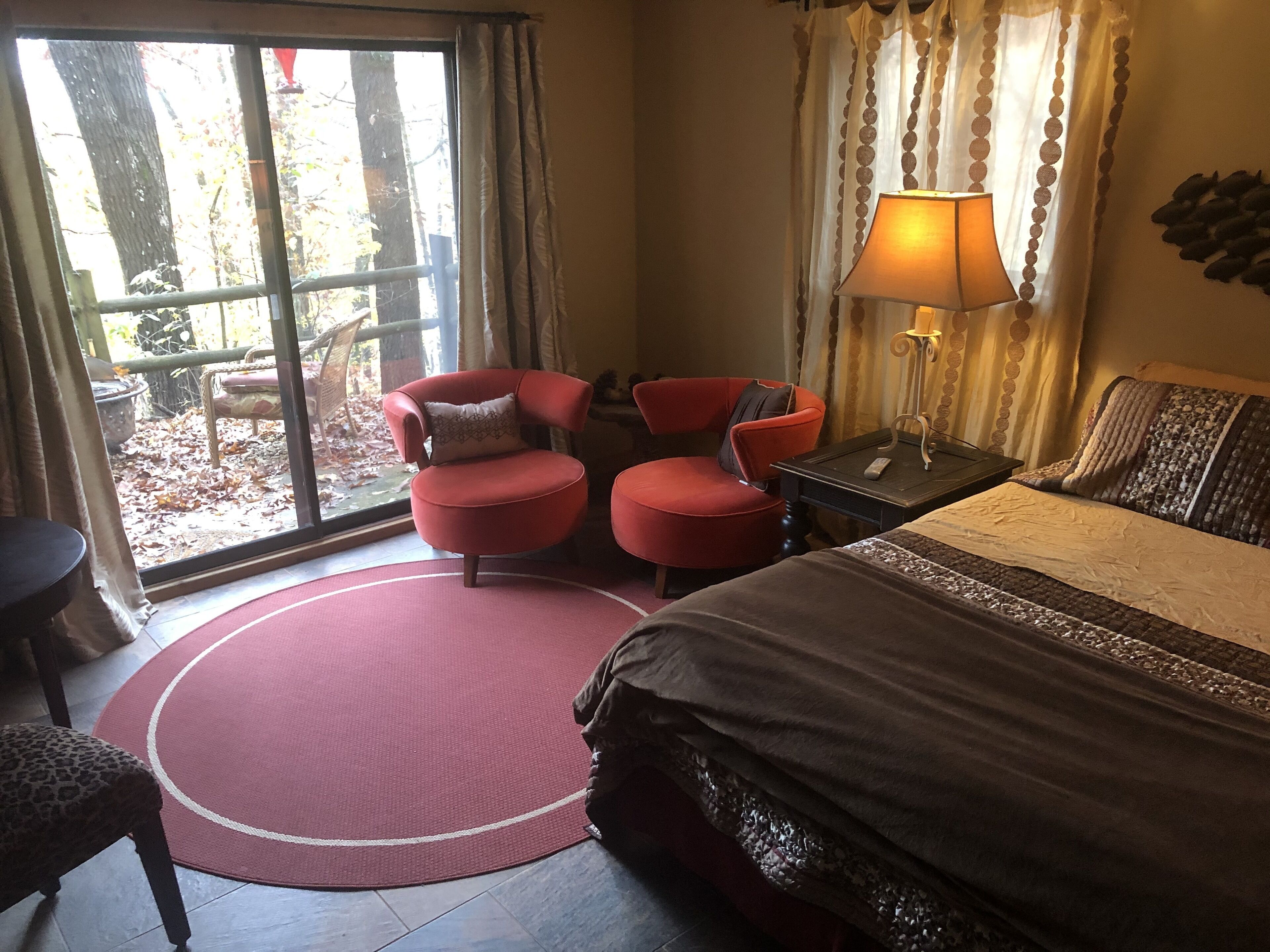 SOCIAL DISTANCE in this Secluded Home away Home