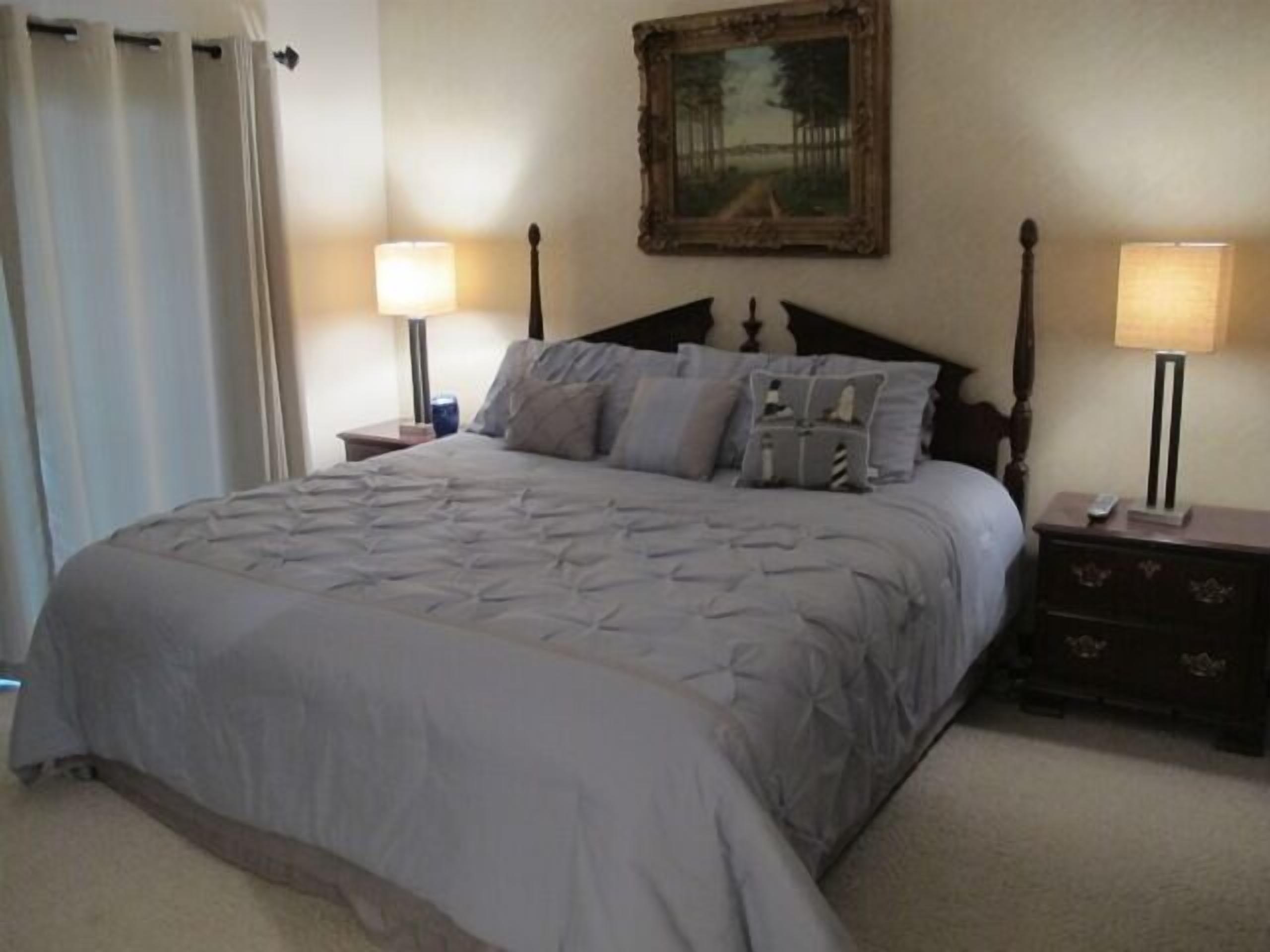 Perfect Location Lake Geneva / Abbey Villas condo