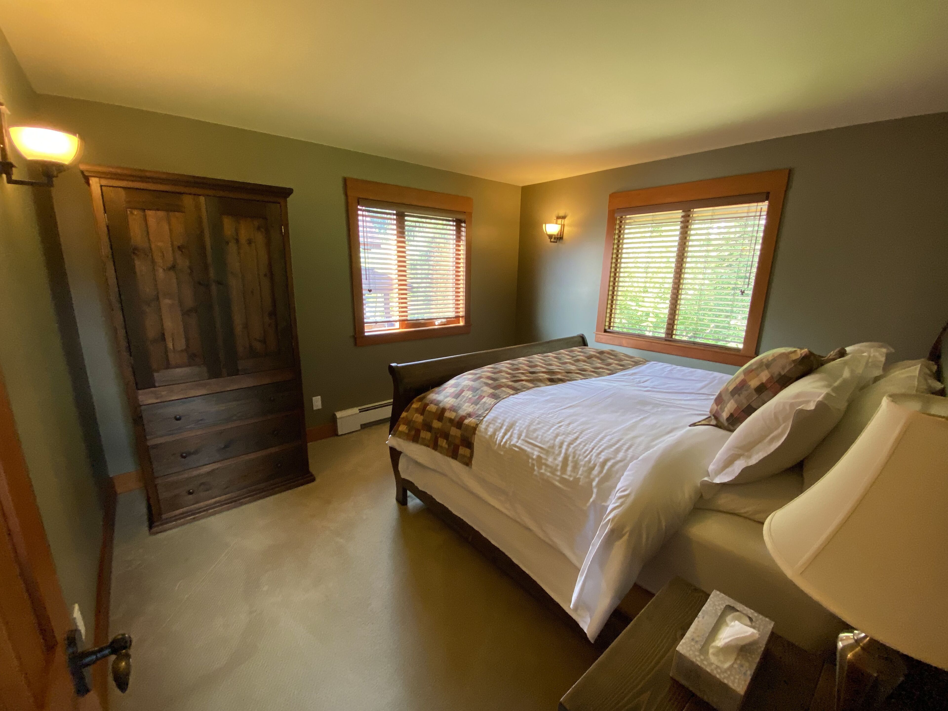 Beautiful Private Mountain Chalet.