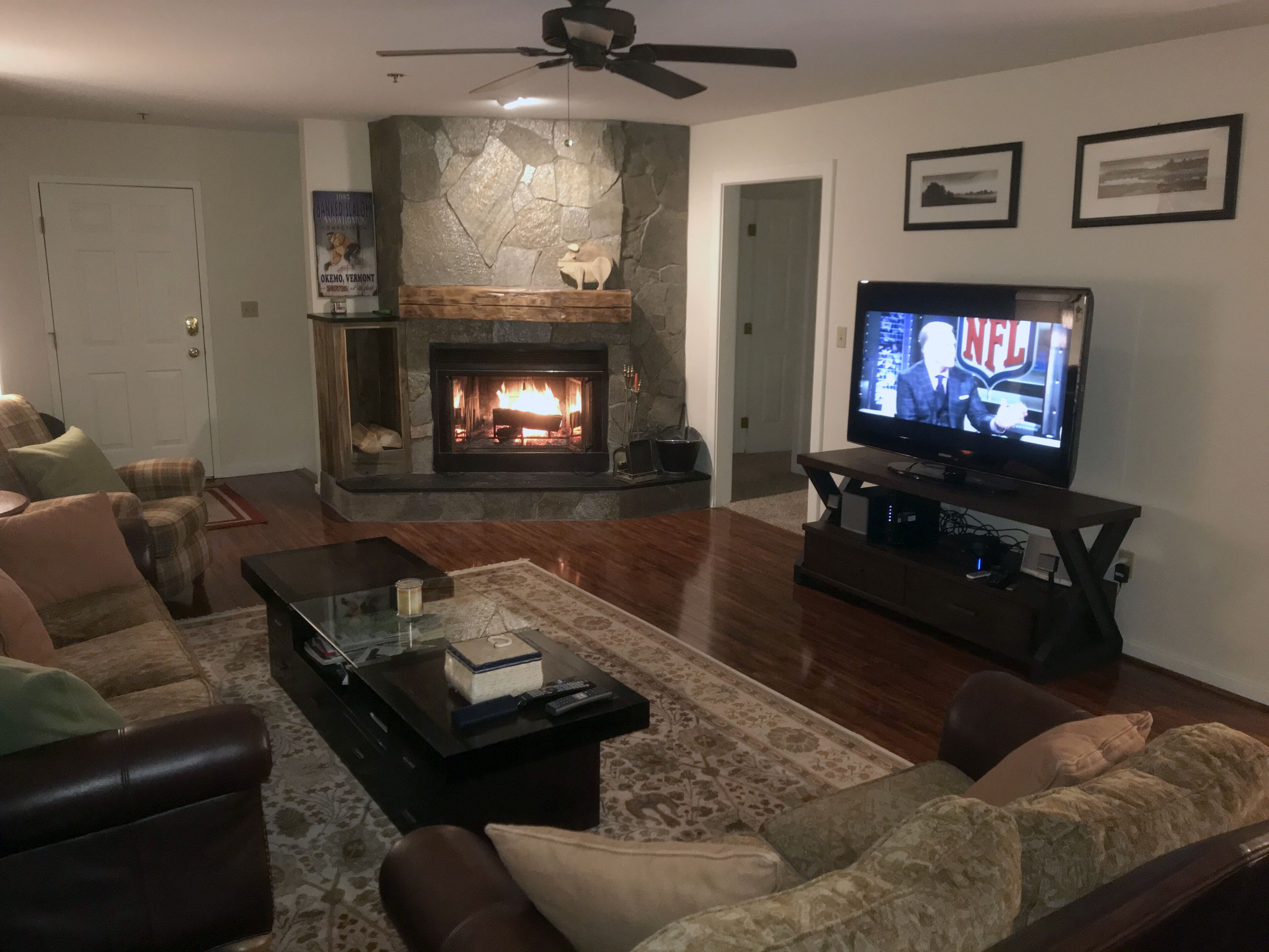 Great 4BR/3BA for families in village w/ easy shuttle access. Read our reviews!