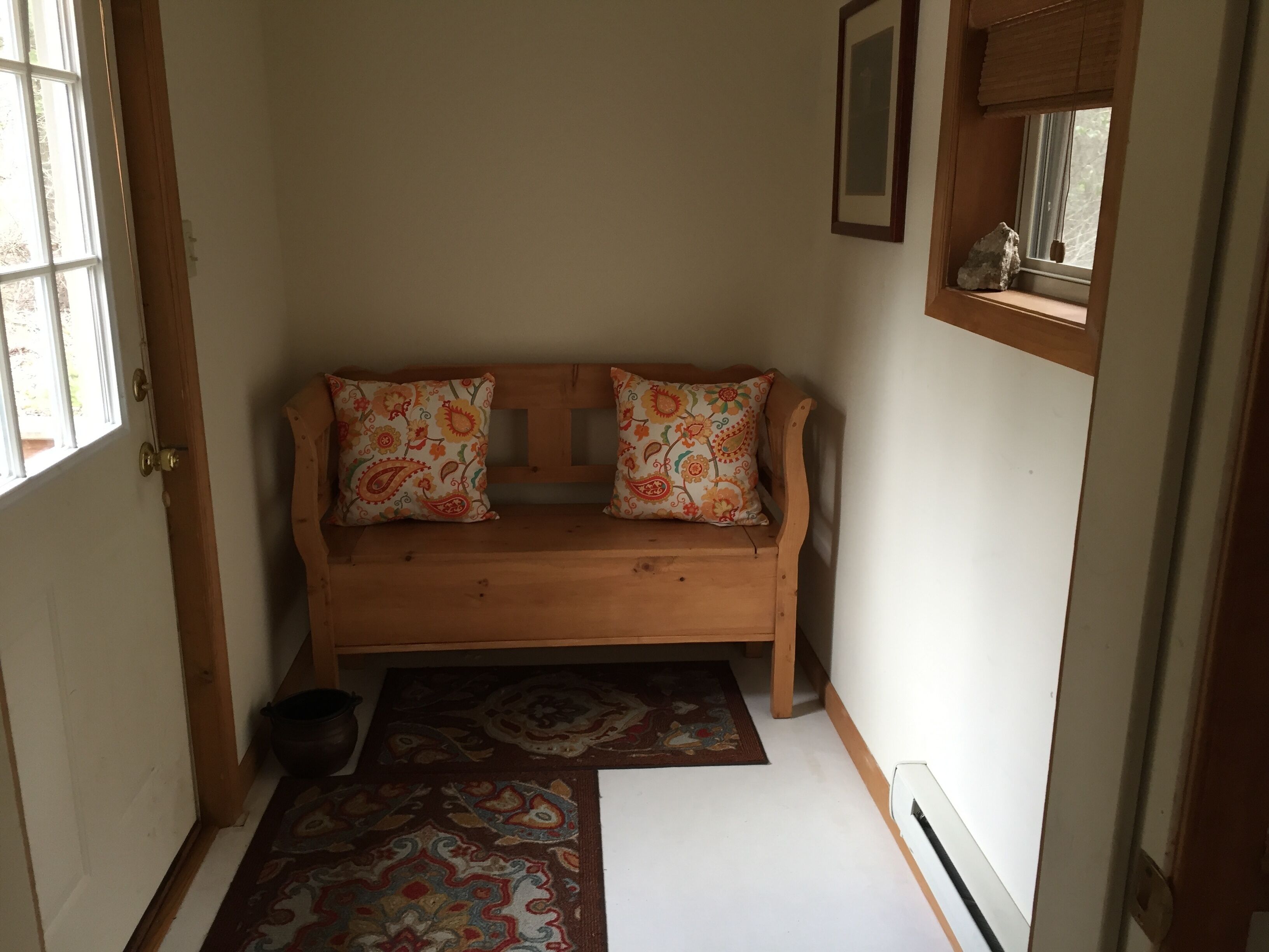 BEAUTIFUL LAKE HARMONY ESTATES HOME WITH A BOULDERFIELD VIEW