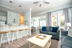 TV, DVD-spiller og bøker