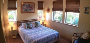 3 slaapkamers, een strijkplank/strijkijzer, reisbedje, gratis wifi