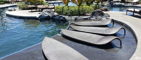室外游泳池,恒温泳池