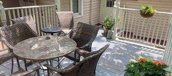 Luxurious Cottage that Accommodates Up to Six