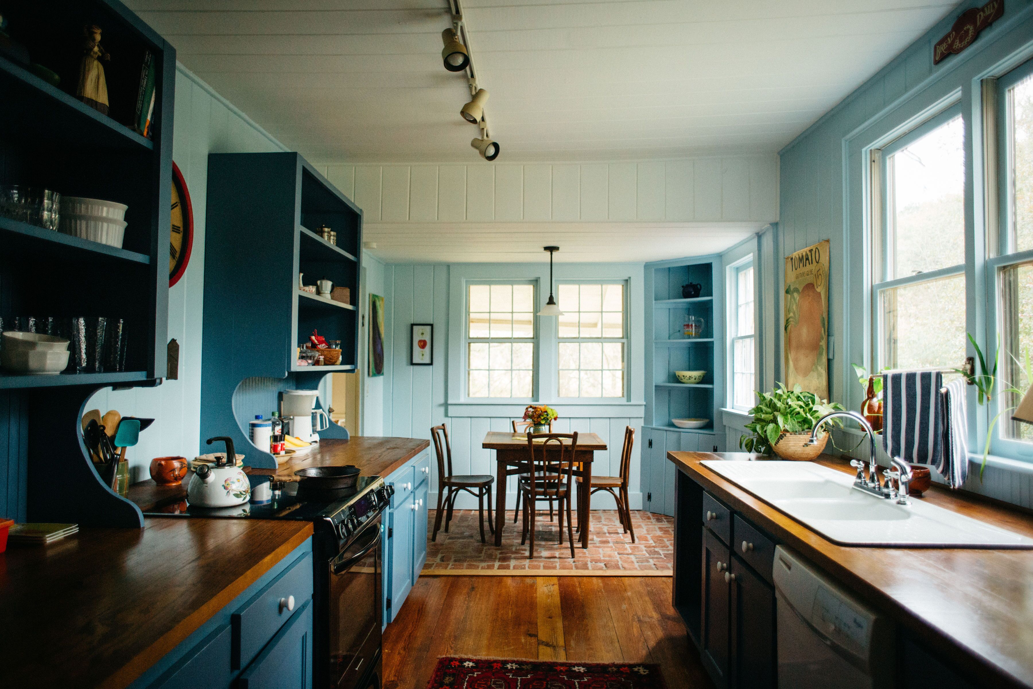 Greek Revival Farmhouse on River