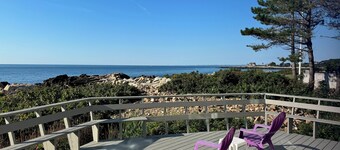 Million dollar view, Oceanfront Cottage, Family Friendly