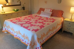 3 bedrooms, desk, free WiFi, bed sheets