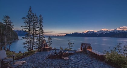 Hermoso Granite Point Mountain Lodge en Resurrection Bay!