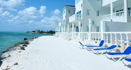 Luxueuse Villa Fillipe 2 Brand New! Vue sur la mer: spacieuse, piscine privée et climatisation!