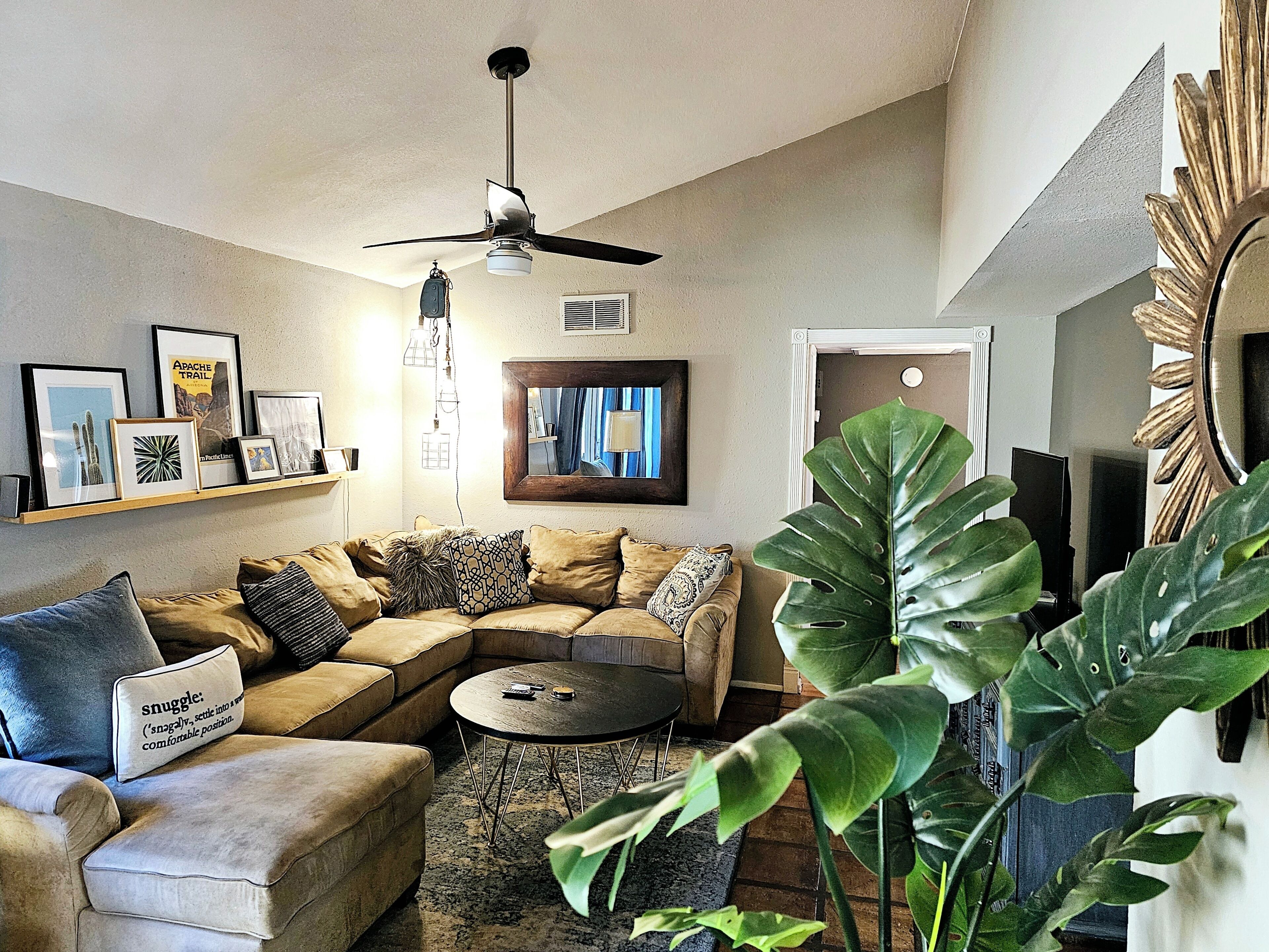 Smart-TV, DVD-Player, Stereoanlage