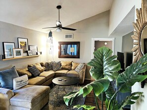 Téléviseur connecté, lecteur de DVD, chaßne audio