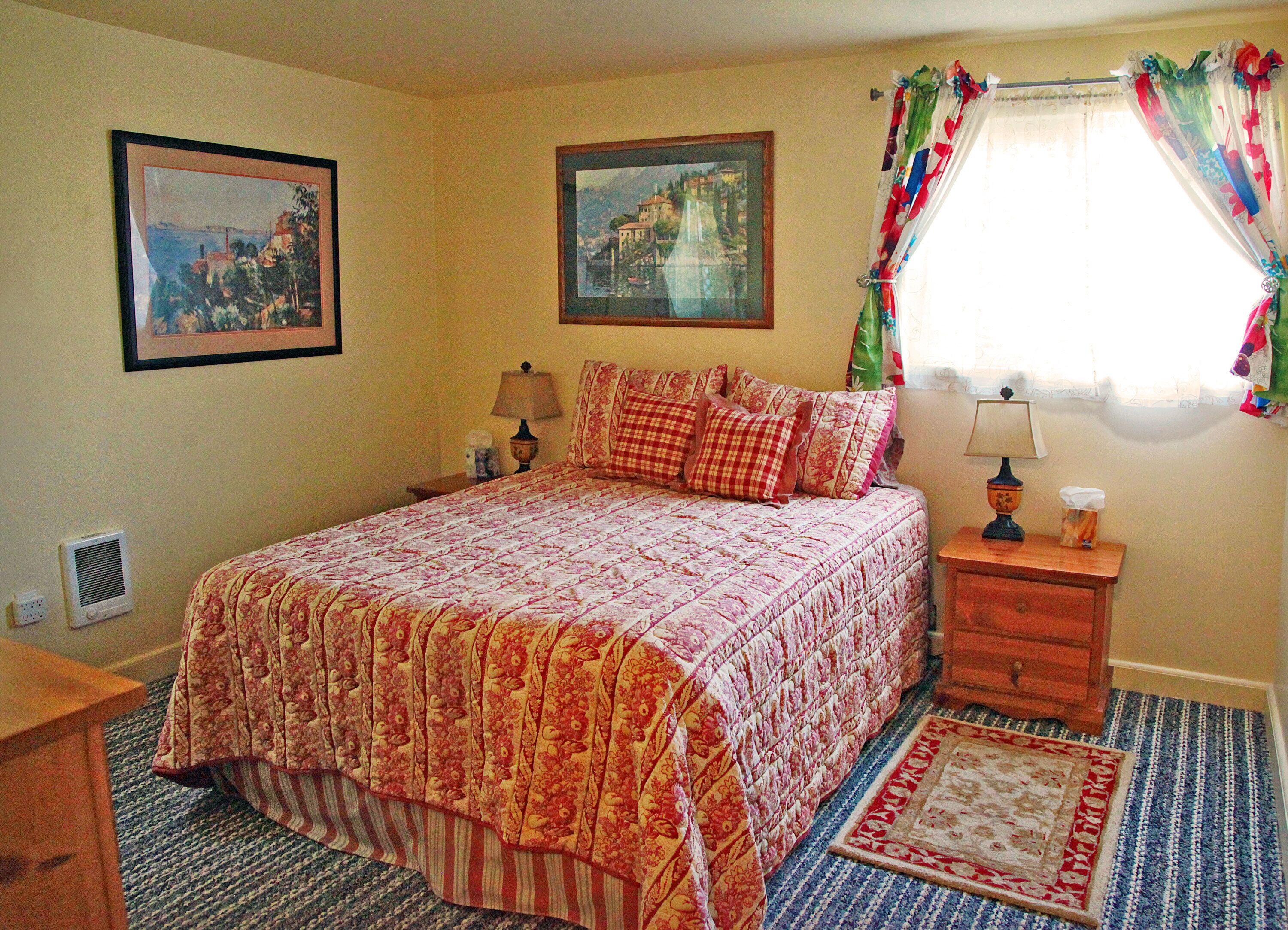 Free 3rd Night thru May!  Walk Miles Of Quiet, Pristine Beach... Pet Friendly!