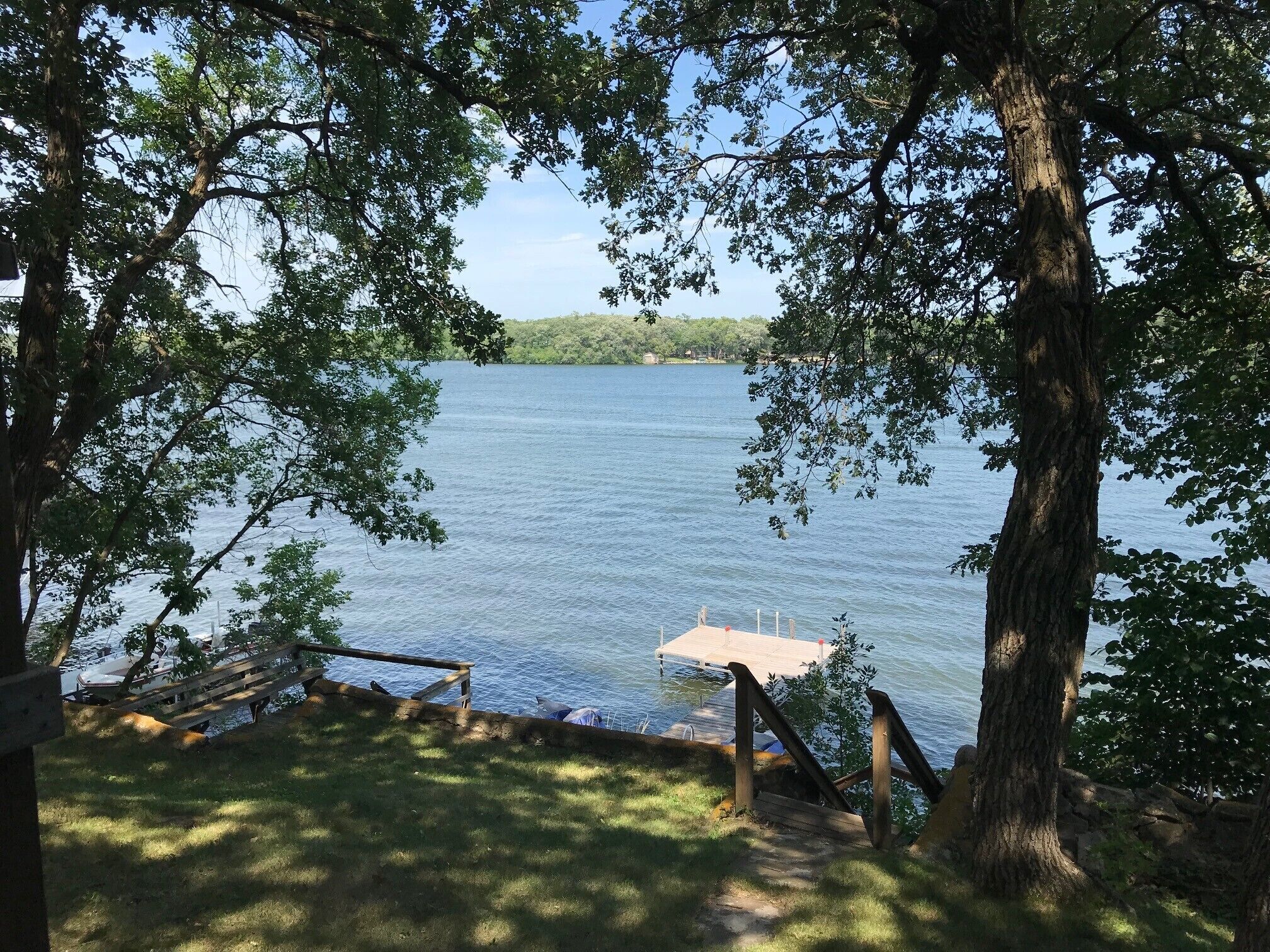 Lakefront Cabin Perfect for Families. Cabin and Bunkhouse on Pickerel