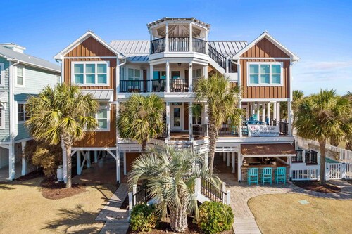 Täysin päivitetty vuonna 2019! Waterfront-Outdoor Kitchen-8BR Luxury Beach Home