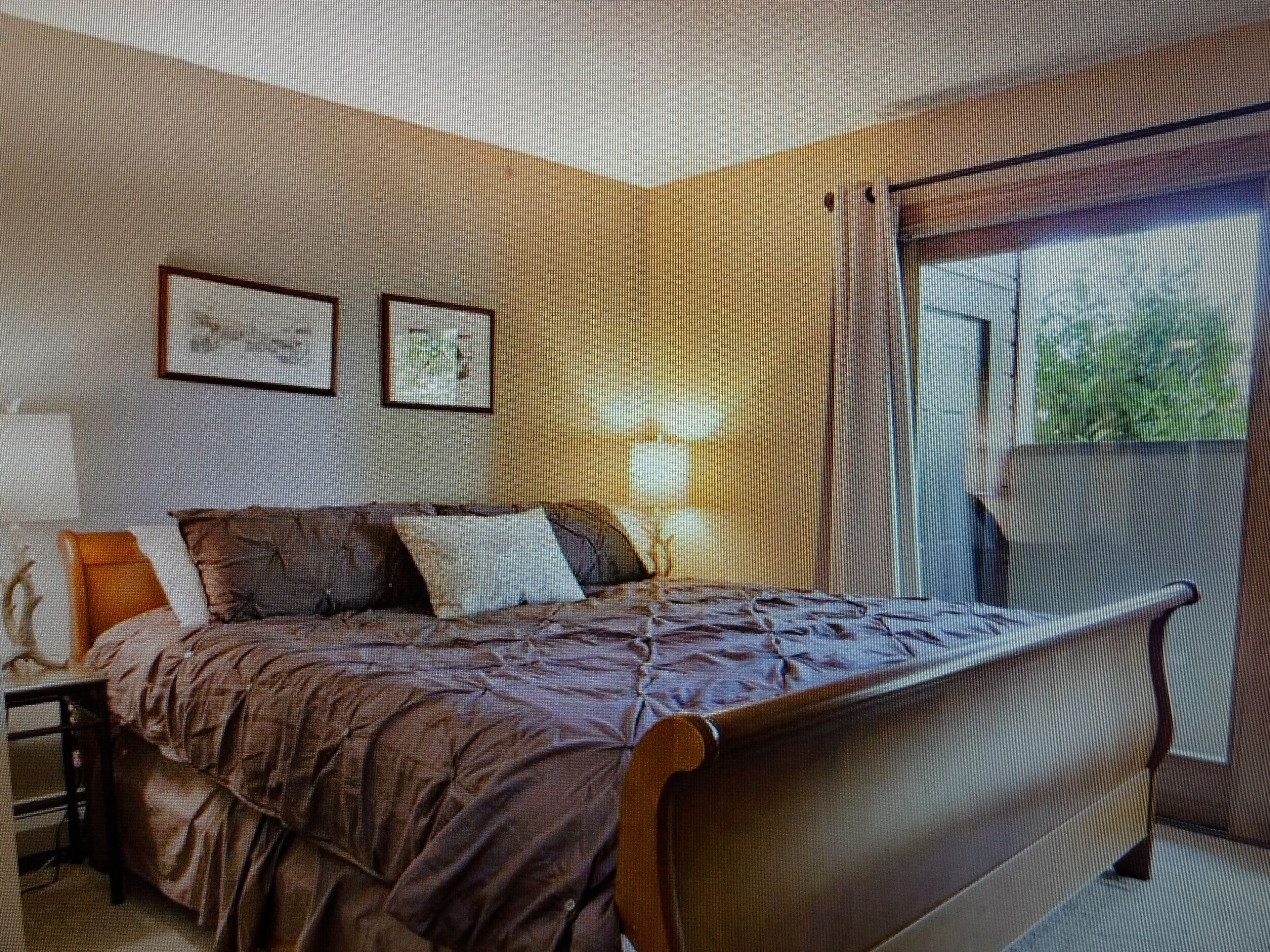 Location! Deck overlooks courtyard with newly renovated pool, hot tubs & grills!