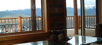 Lake Front Log Cabin with Boat Slip