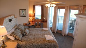 7 Schlafzimmer, Schreibtisch, Bügeleisen/Bügelbrett, kostenloses WLAN