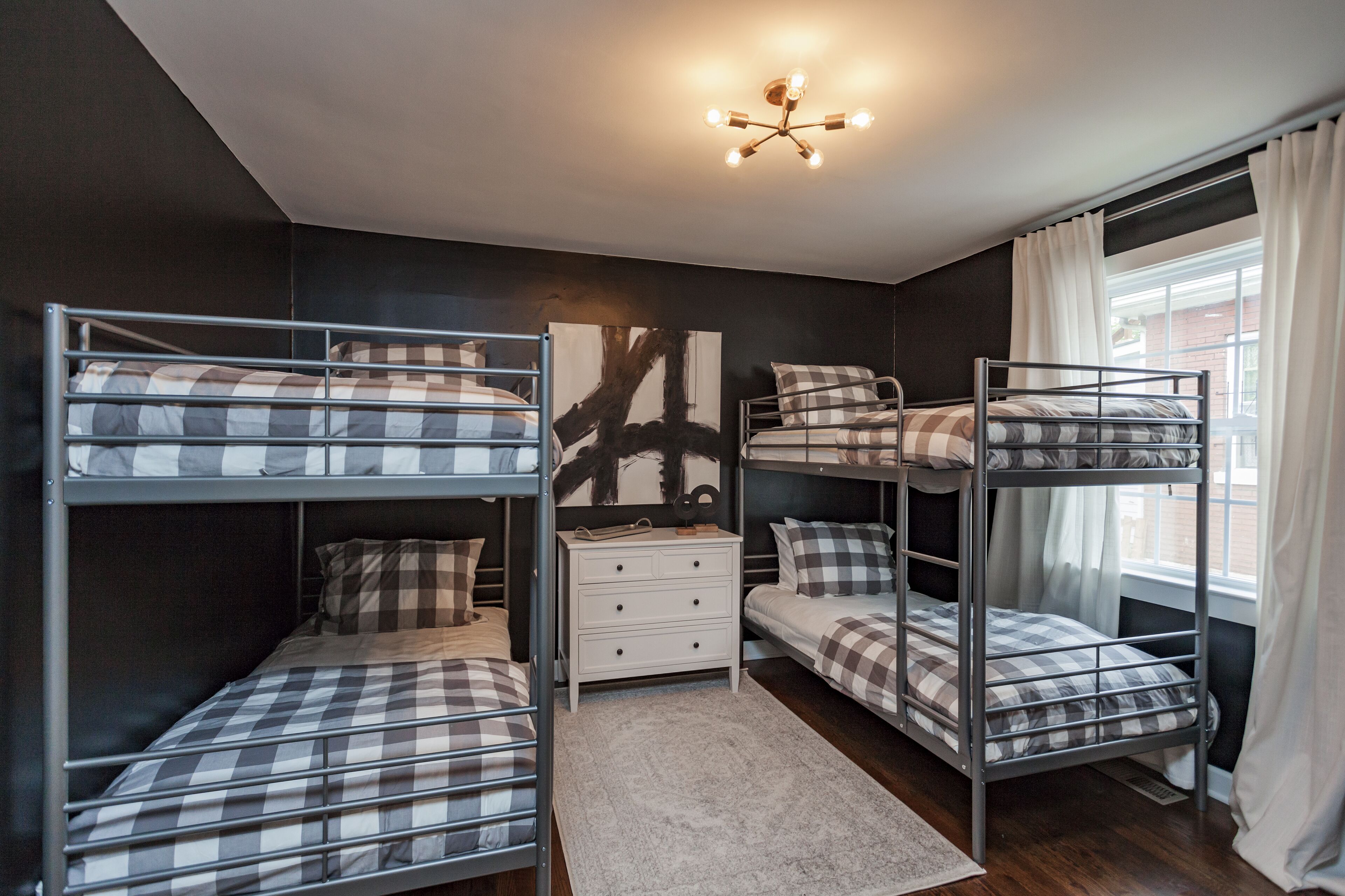 4 mins from the Gulch/7 min to DWNTWN - Sleeps 10!