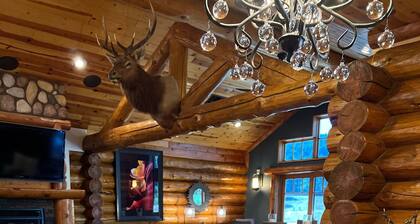 Beautiful Log Cabin Williams ~AZ~ Grand Canyon Destination