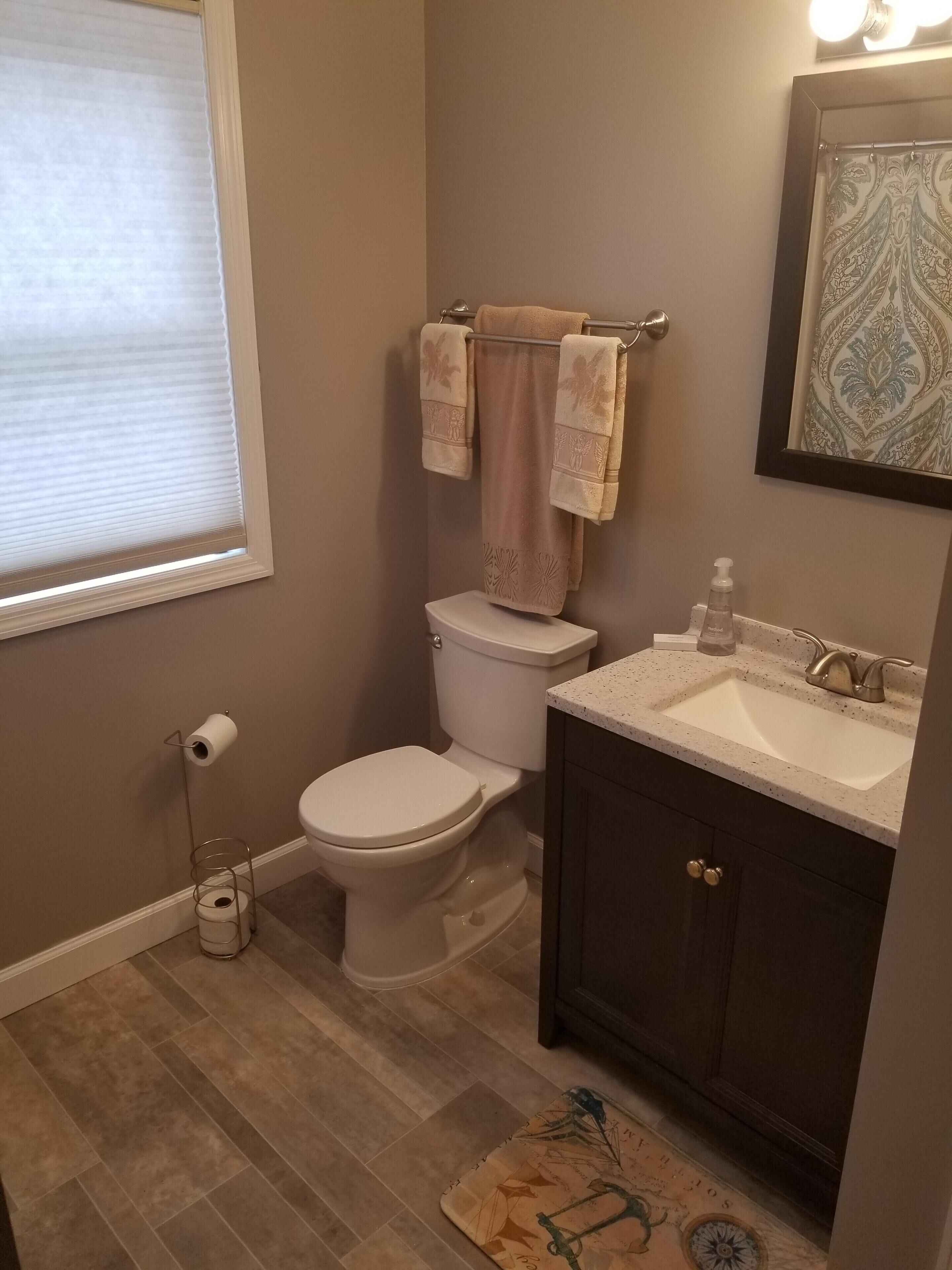 Newly Renovated House on Saratoga Springs  Lake Track Spac Fish Creek