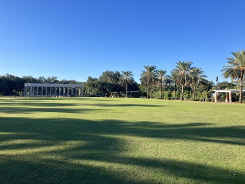 Classic Shotgun, Steps from City Park, 2 Streetcar Lines and Lafitte Greenway!