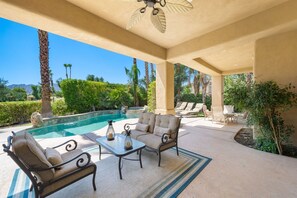 A heated pool - Winged Foot 3 Bedrooms, 4 Baths, Private Pool, #110419 (La Quinta)
