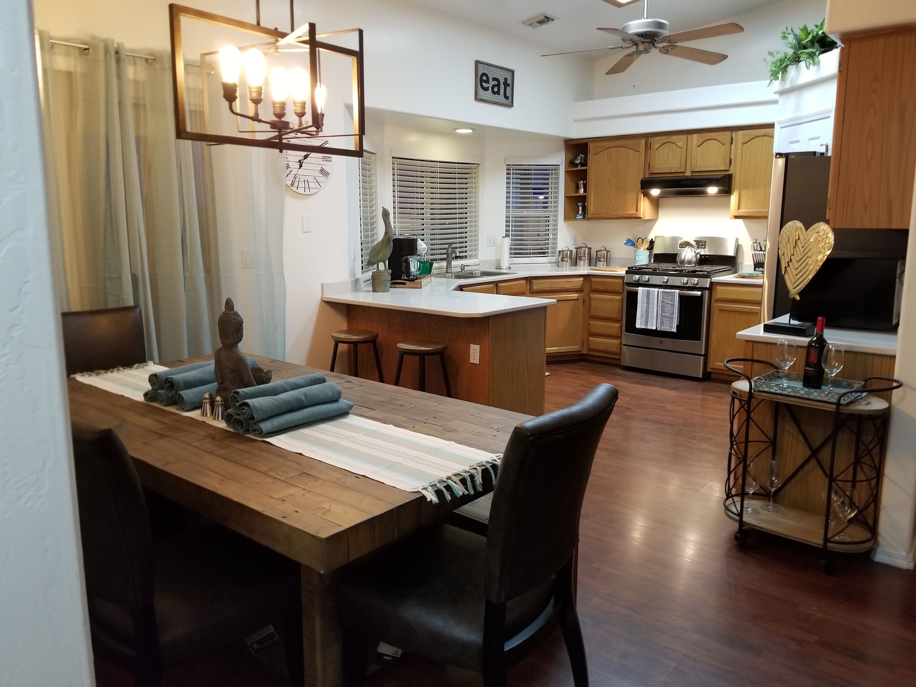 ***Romantic Escape with Spectacular Views! ***