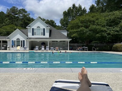 Lakeshore 3 Bedroom Retreat